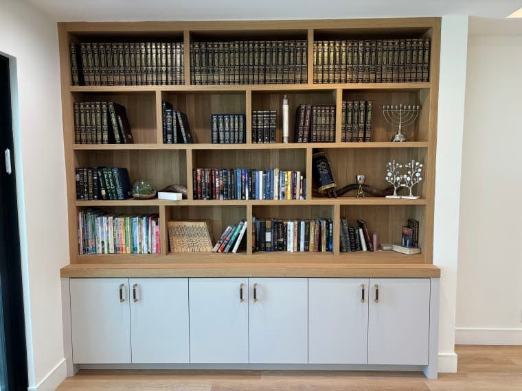 Home Libraries & Bookshelves example